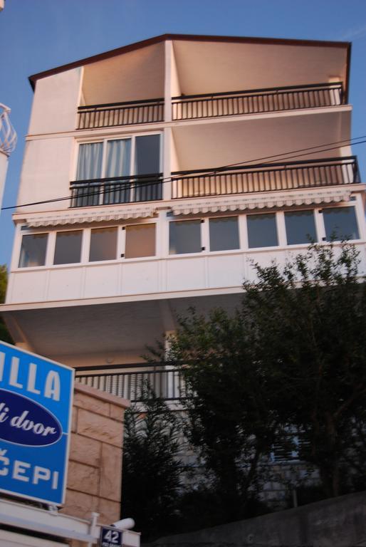 Apartments Zovko Tučepi Exteriör bild